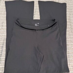 GAP Fit Studio Sky High Flares